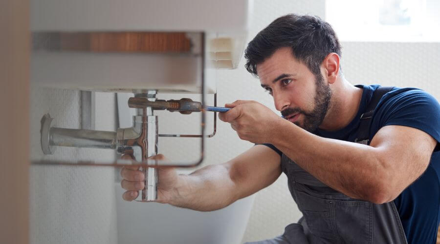 Sink faucet installation in Edmonton, KY